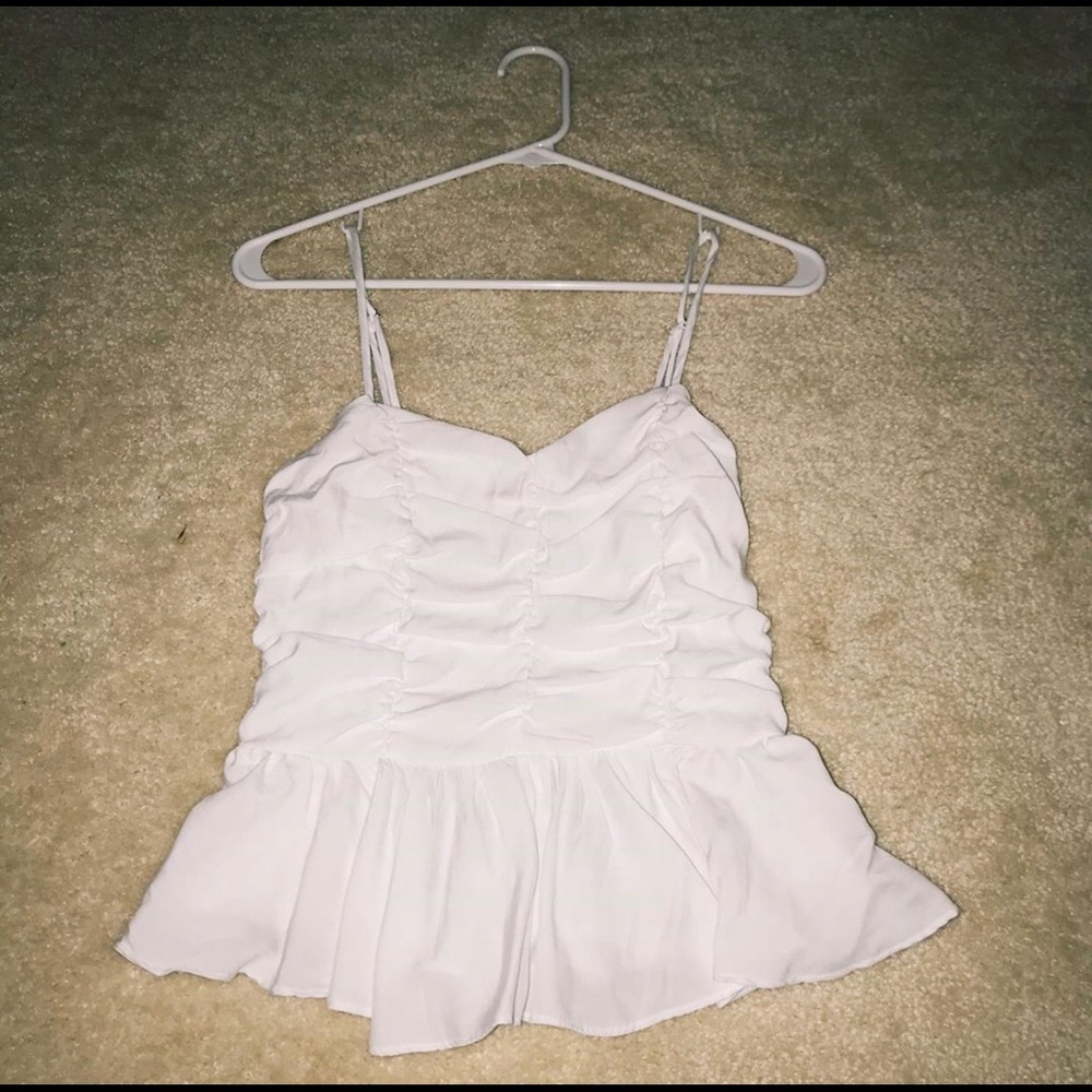 Vestique white top